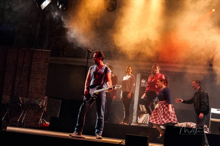 Szenenfoto aus dem Musical High Fidelity (2017)