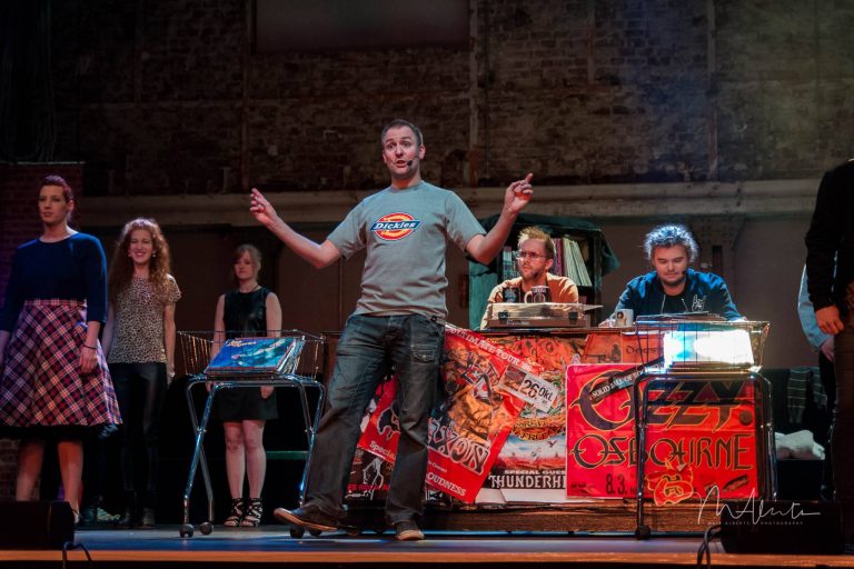 Szenenfoto aus dem Musical High Fidelity (2017)