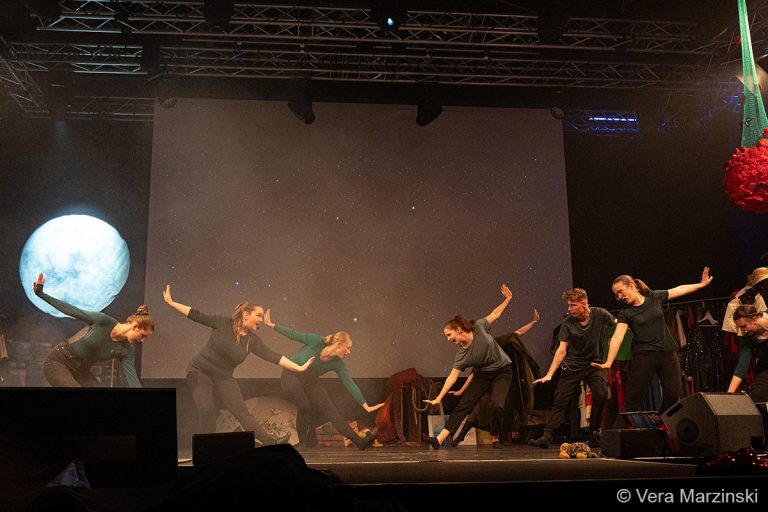 Szenenfoto aus dem Musical What a Night (2023)
