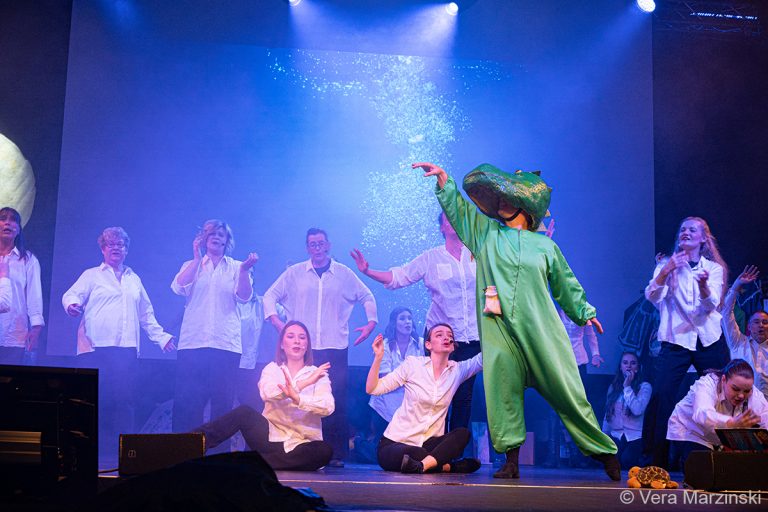 Szenenfoto aus dem Musical What a Night (2023)
