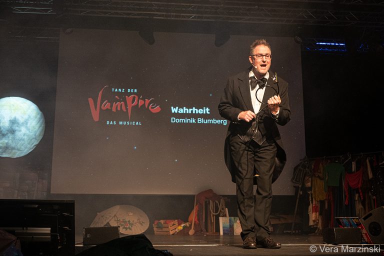Szenenfoto aus dem Musical What a Night (2023)