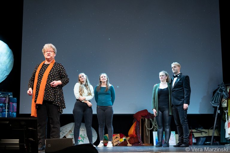 Szenenfoto aus dem Musical What a Night (2023)