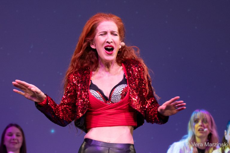 Szenenfoto aus dem Musical What a Night (2023)