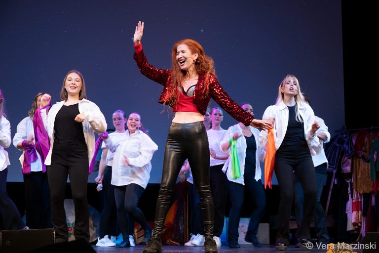 Szenenfoto aus dem Musical What a Night (2023)