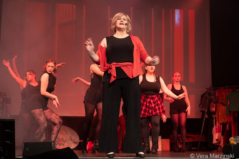 Szenenfoto aus dem Musical What a Night (2023)