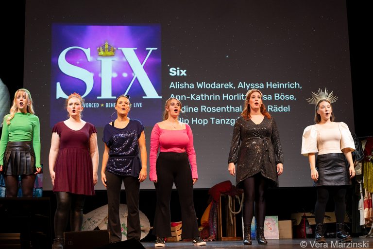 Szenenfoto aus dem Musical What a Night (2023)